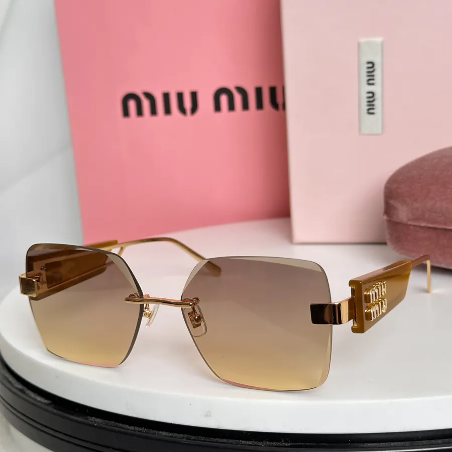 MIU MI* Bucket Bag
