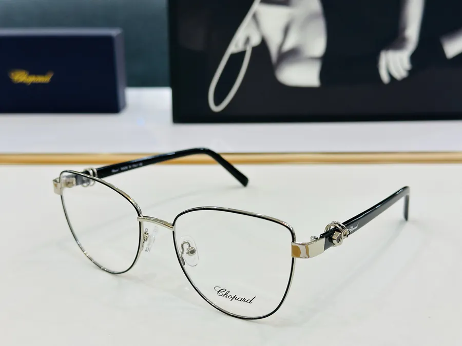 P65 Xiao Jia Premium Frame Glasses with Logo Detail