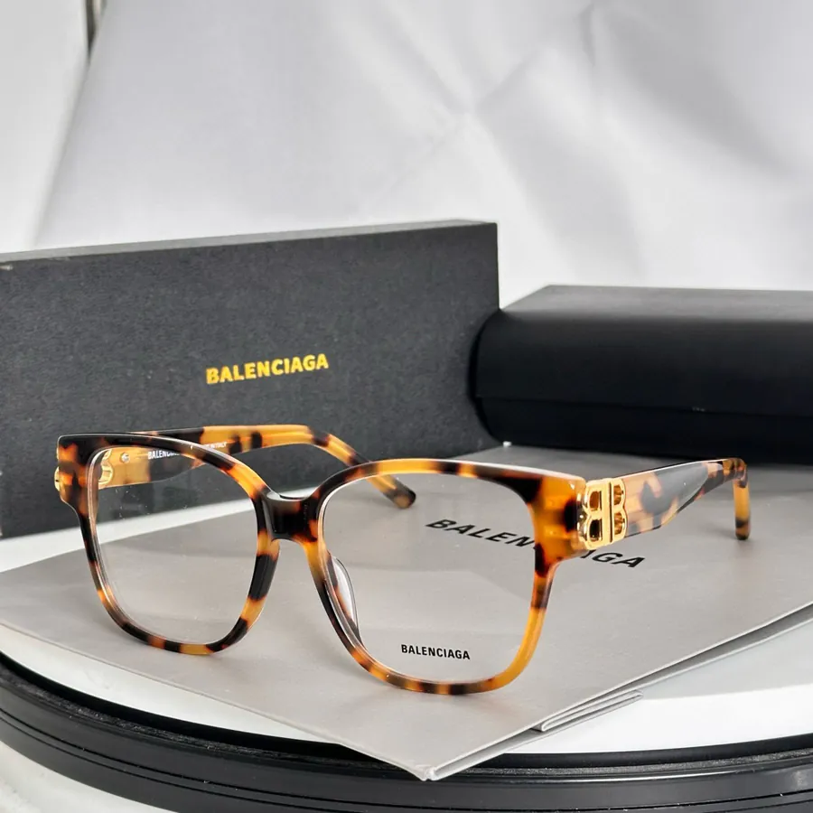 Balencia* Parisian BB0104 Square Frame Sunglasses