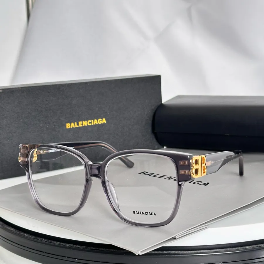 Balencia* Parisian BB0104 Square Frame Sunglasses