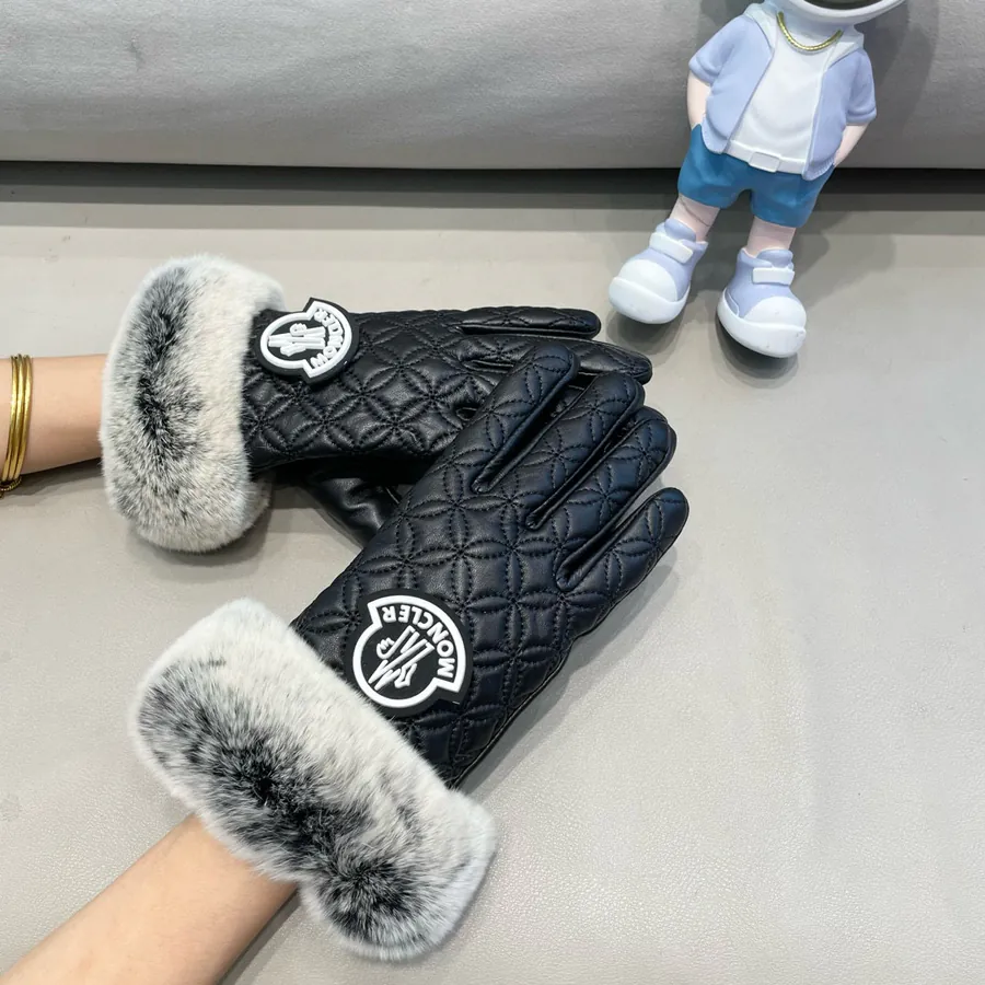 Monte Women's New Sheepskin Faux Fur Gloves, Fashion Gloves, Autumn Winter Warmth