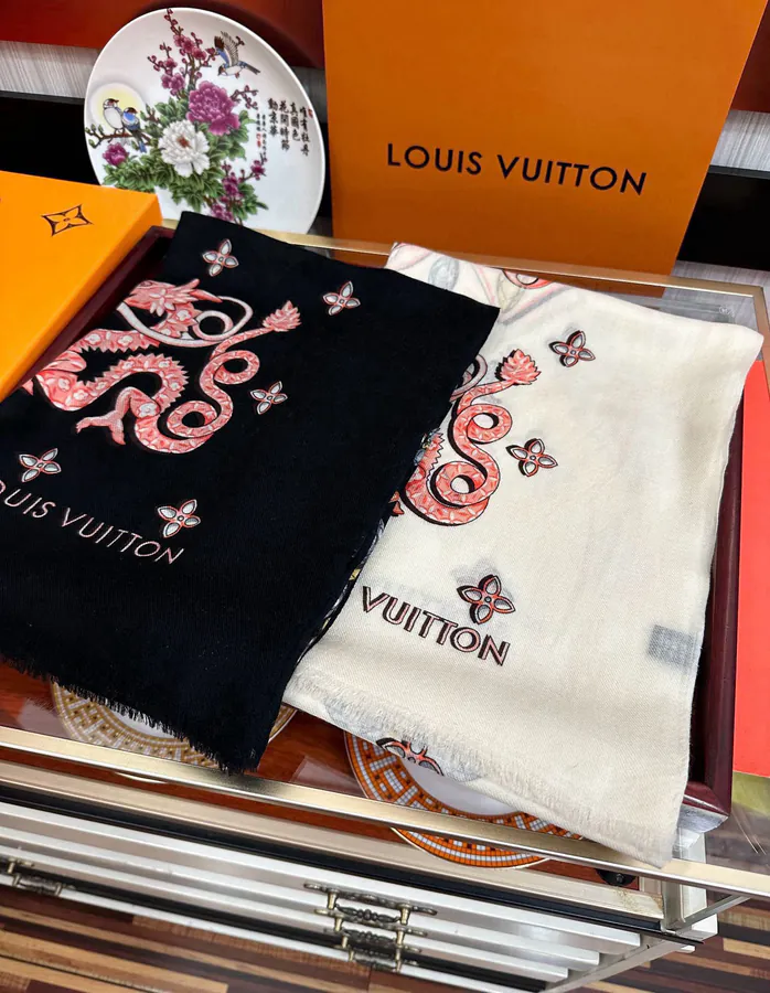 L Family 2025 New Collection Luxury Cashmere Shawl