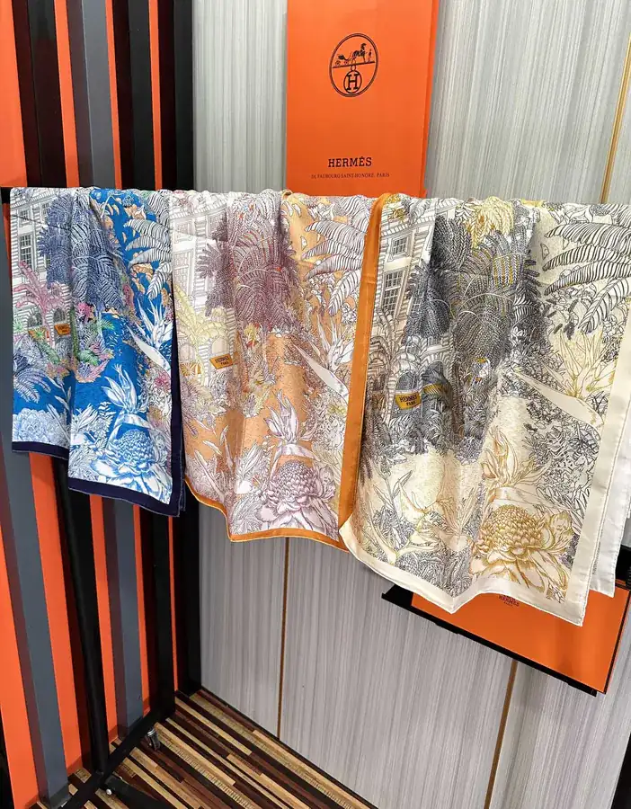 Ames 2024 New Arrival Silk Scarf Elegant and Timeless Design
