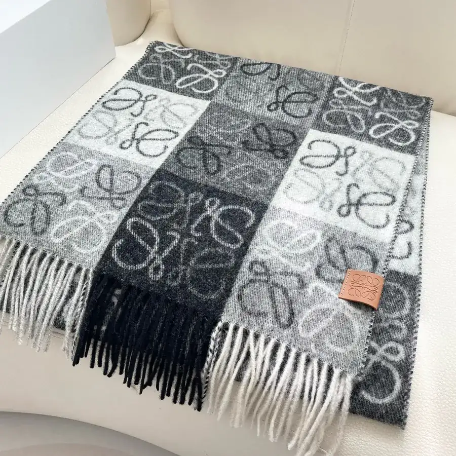 LW Stripe Scarf Luxury Brand, Classic Logo Design