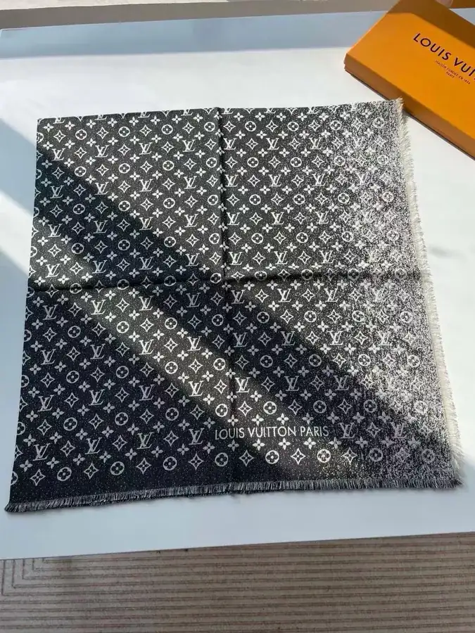 Luxury Shoulder Bag from Lu Jia, Featuring Gradient Monogram Pattern