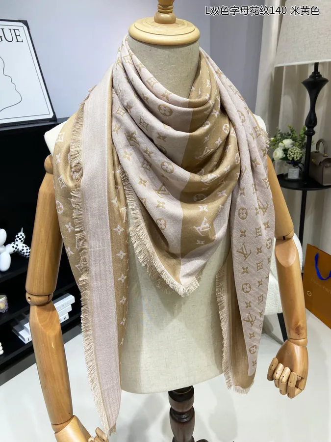 Louboutin Double Letter Pattern 140cm Square Scarf