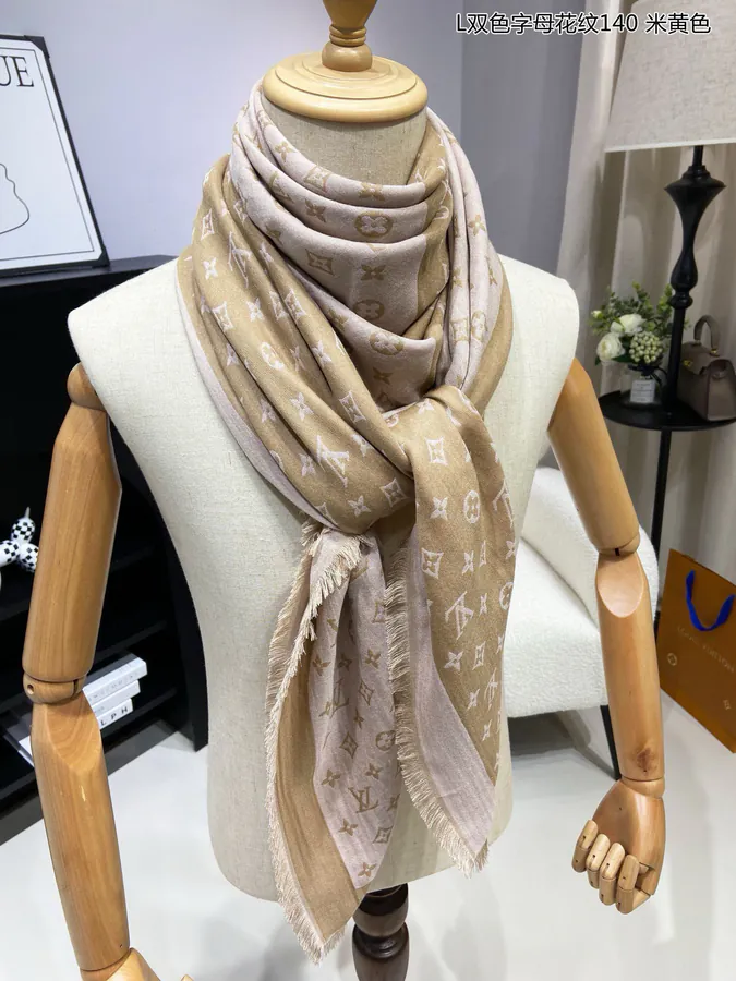 Louboutin Double Letter Pattern 140cm Square Scarf