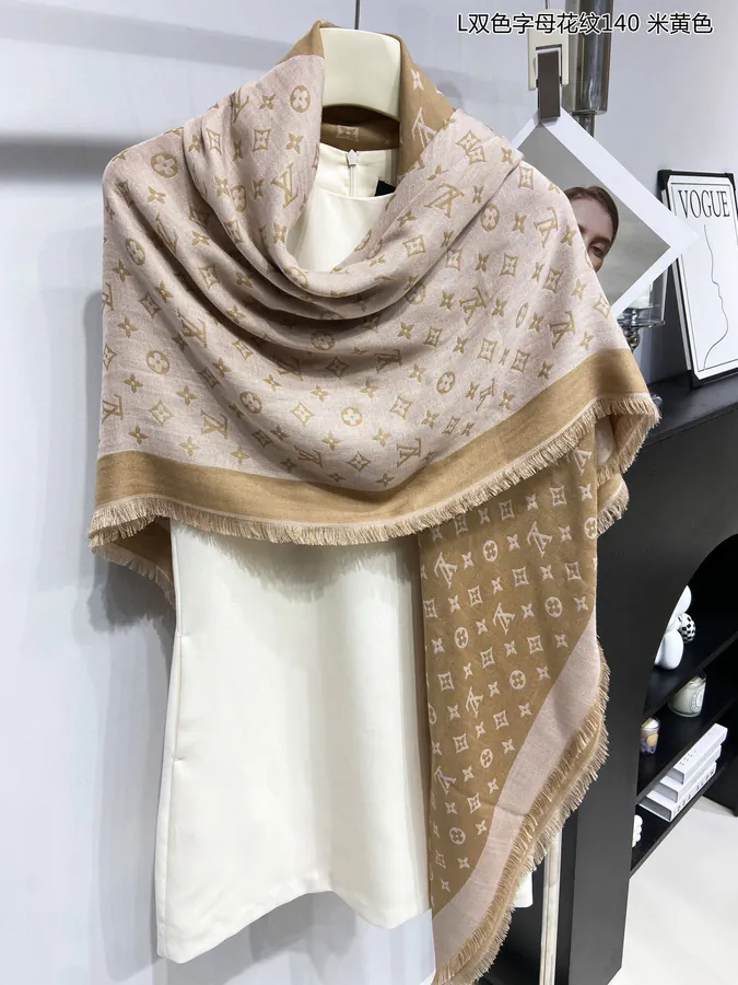 Louboutin Double Letter Pattern 140cm Square Scarf