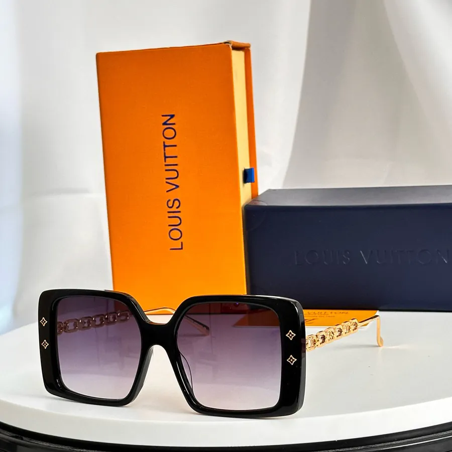 P100 Z2107E Ladies Sunglasses