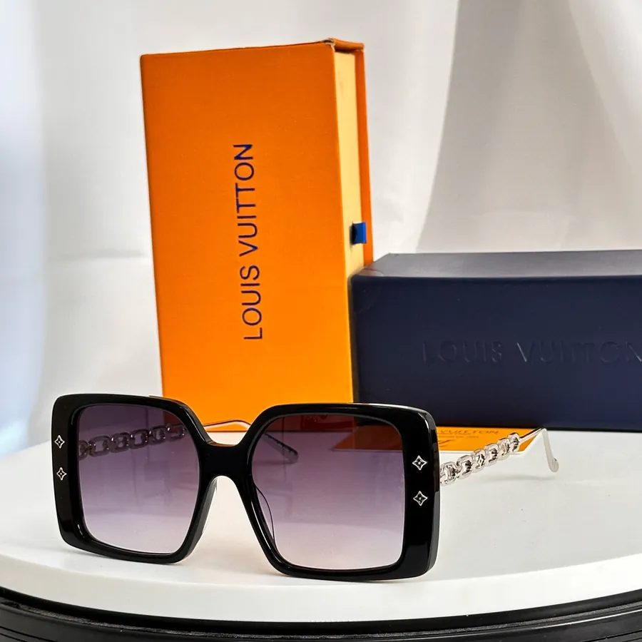 P100 Z2107E Ladies Sunglasses