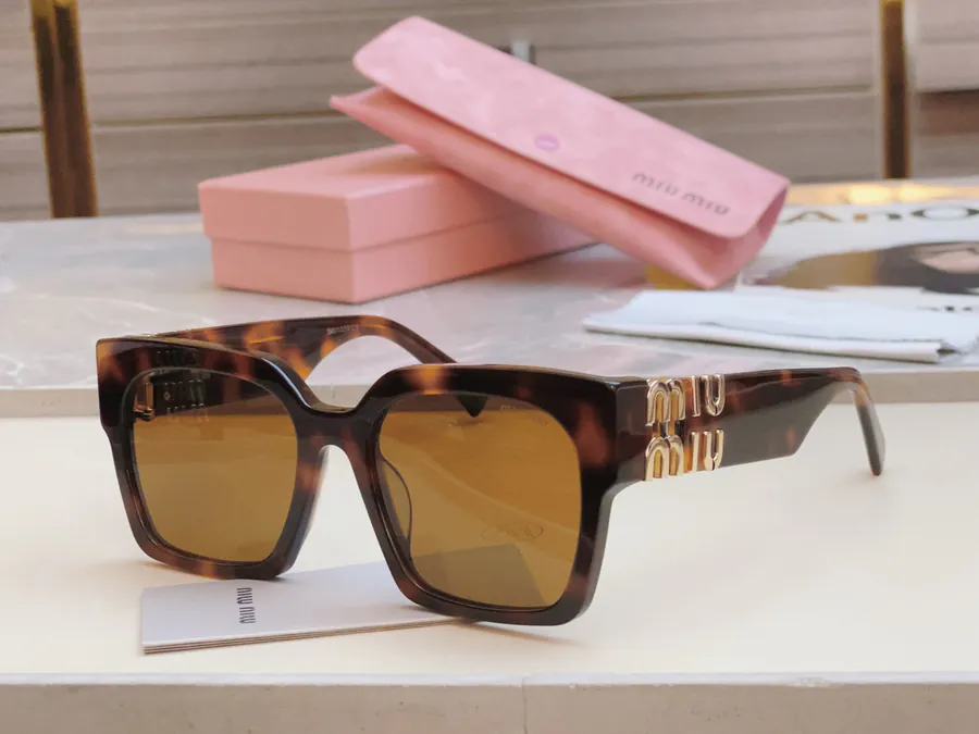 MIU MI* New Sunglasses VMU 04U
