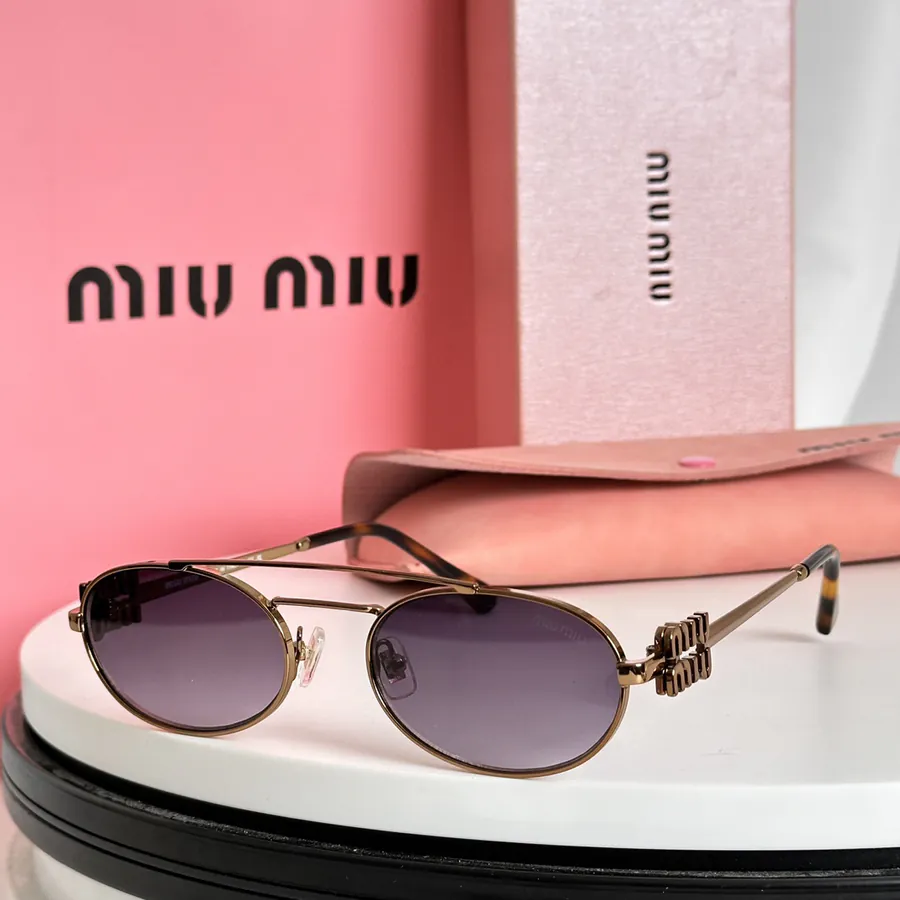 MIU MI* Bucket Bag