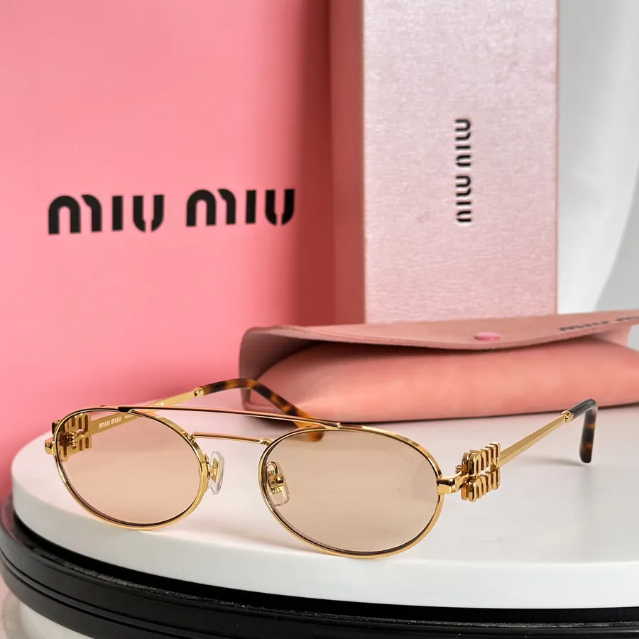 MIU MI* Bucket Bag