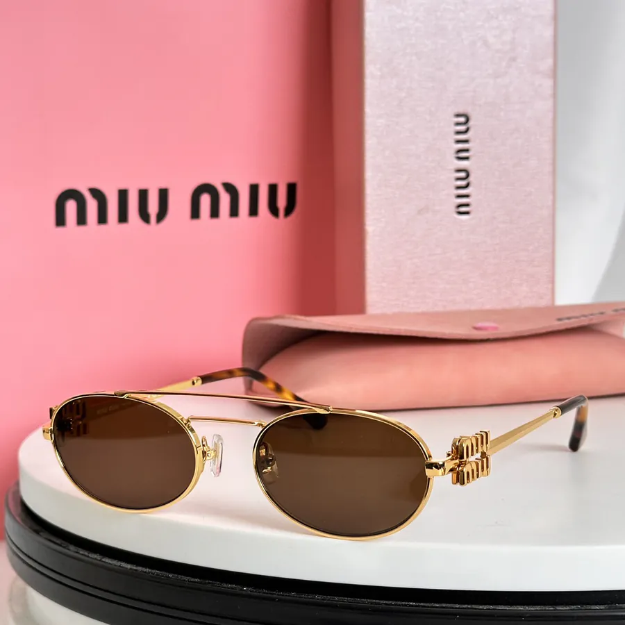 MIU MI* Bucket Bag