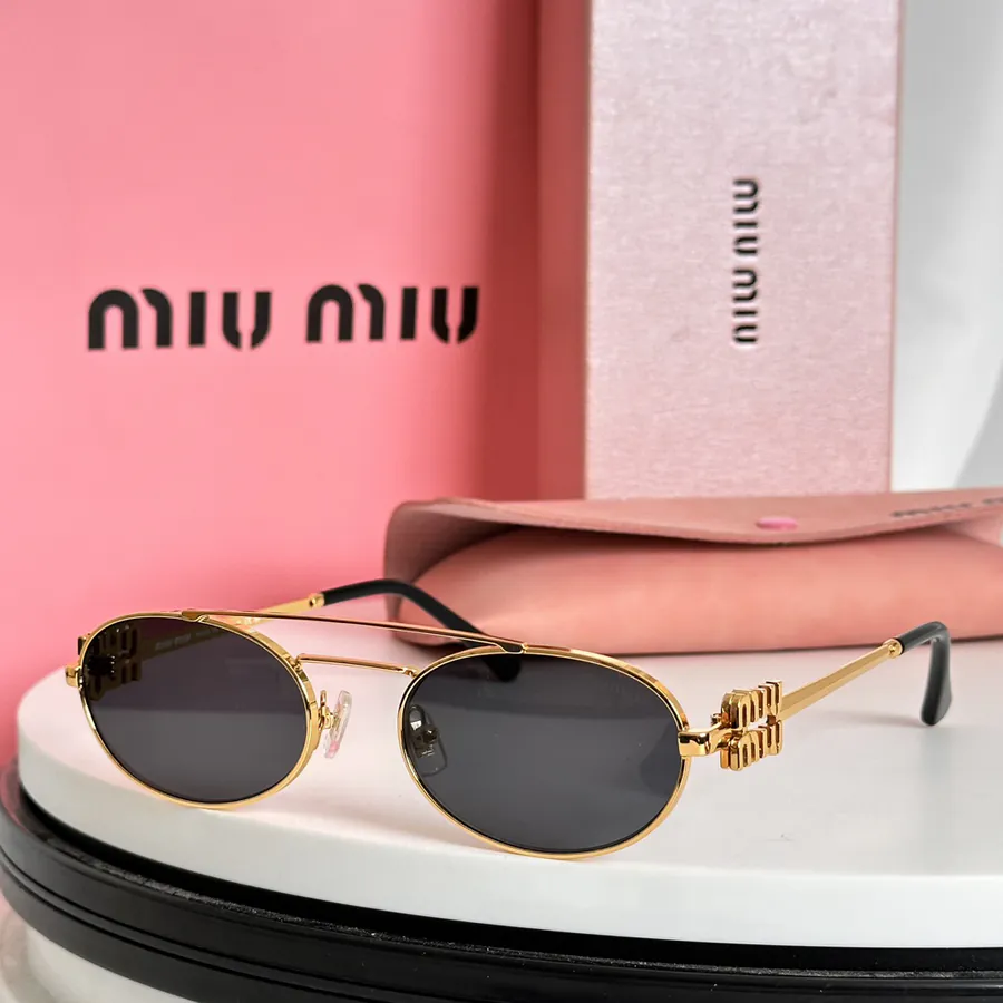 MIU MI* Bucket Bag