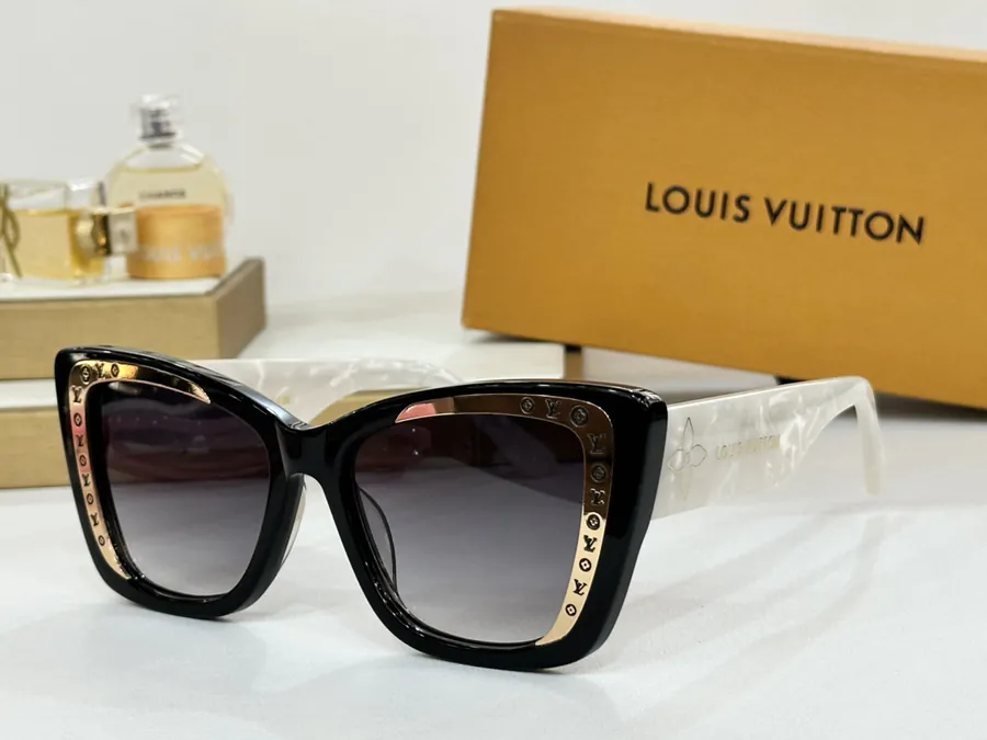 Louis Vuitto Z2007U