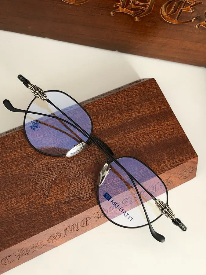 Vagidictorian Black Frame Retro Gold Thin Frame