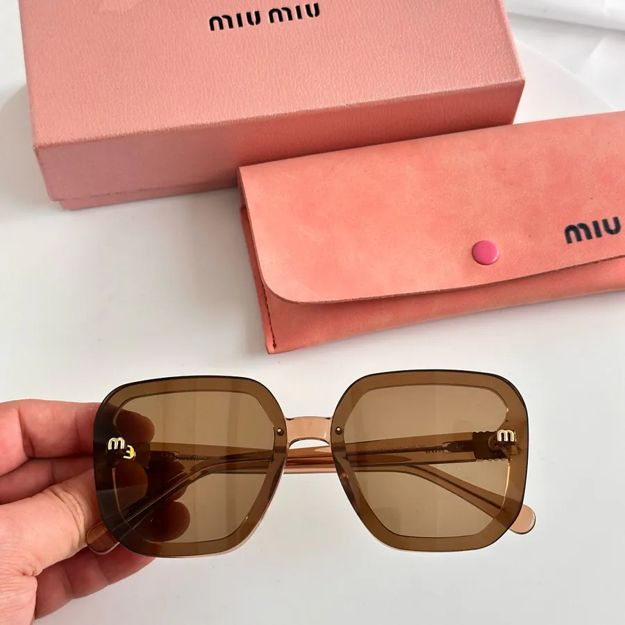 MIU MI* Bucket Bag