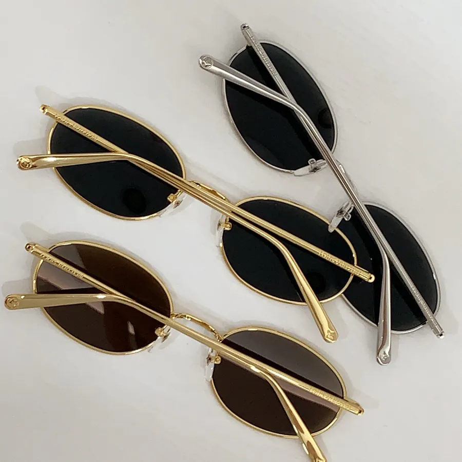 Louis Vuitto Z2428U Small Oval