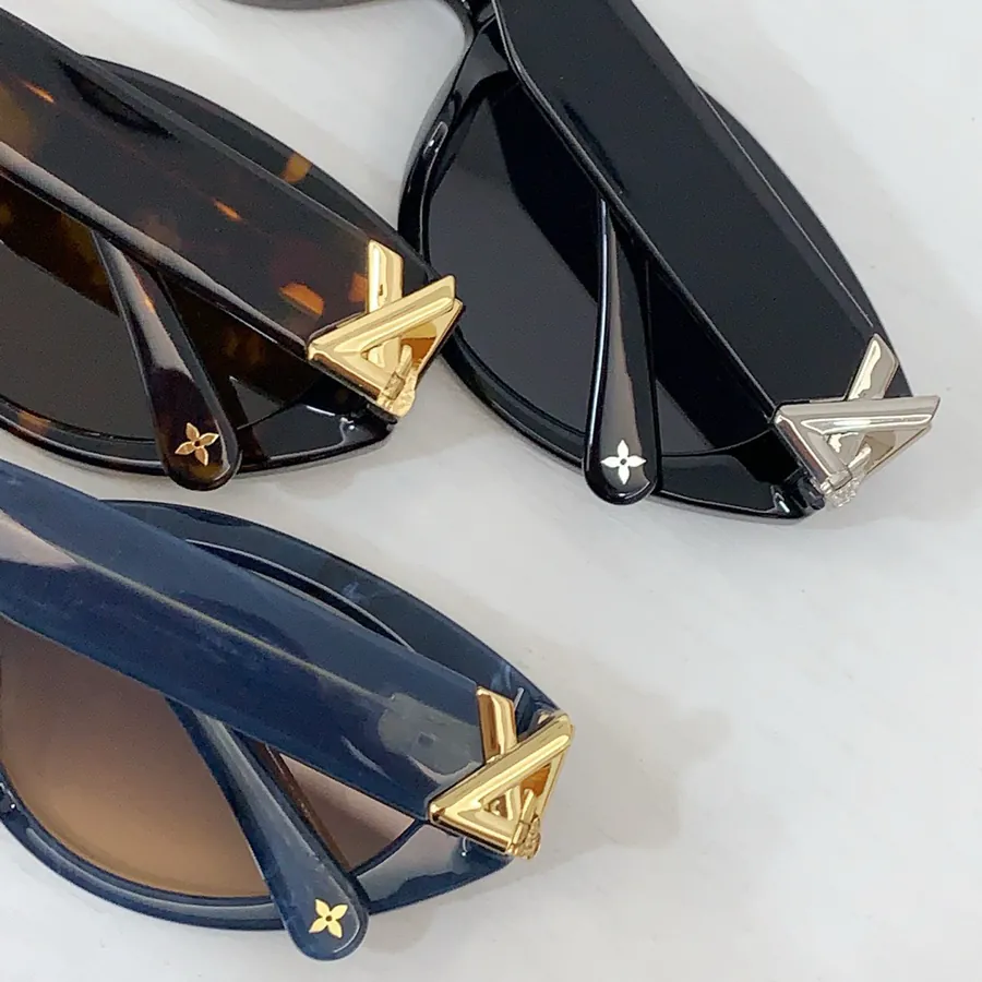 LVMH Louis Vuitto Z2104E