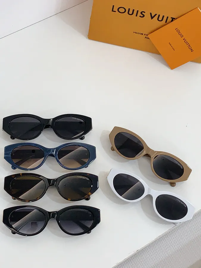 LVMH Louis Vuitto Z2104E