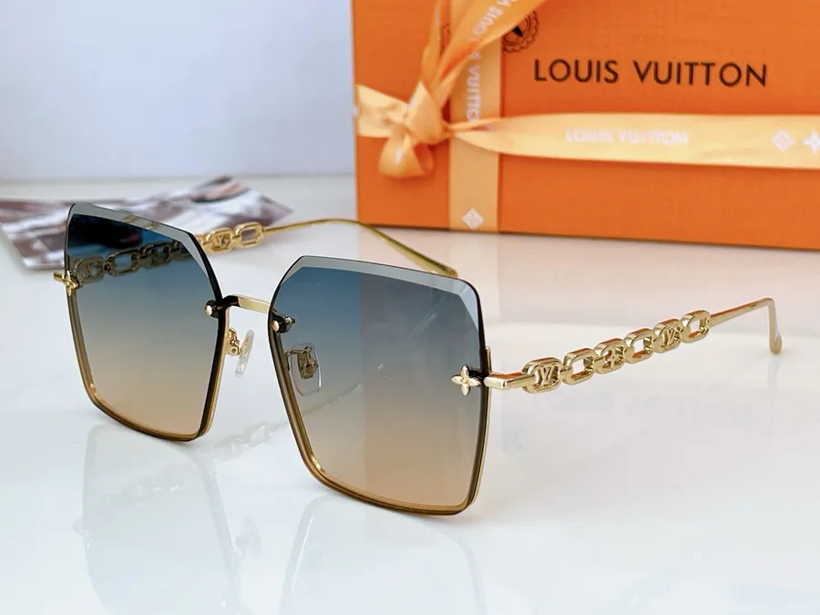 Louis Vuitto Z1916U