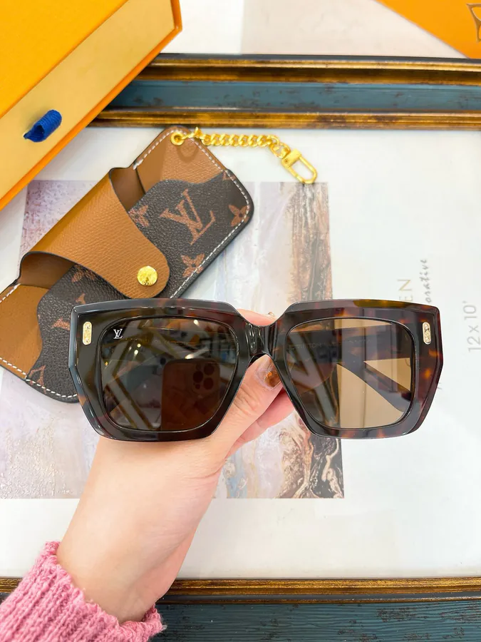 Louis Vuitto Z2096U Wallet