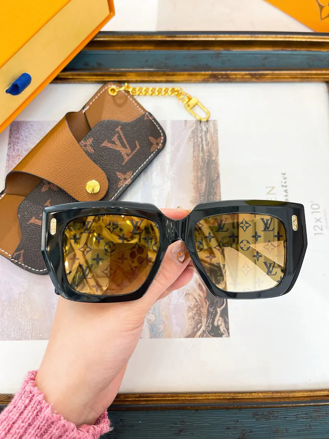 Louis Vuitto Z2096U Wallet