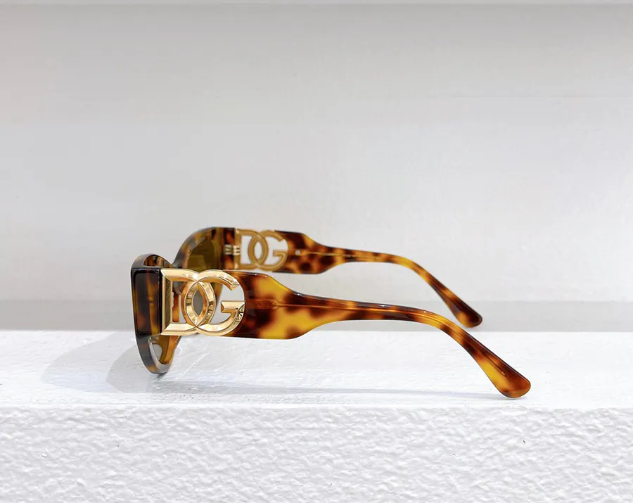 Dolce & Gabbana P135