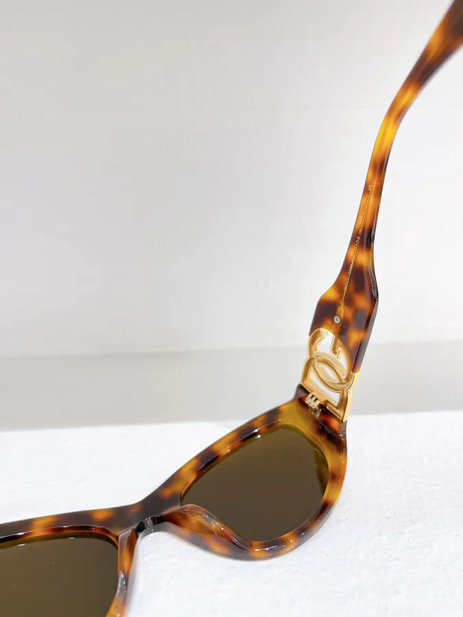 Dolce & Gabbana P135