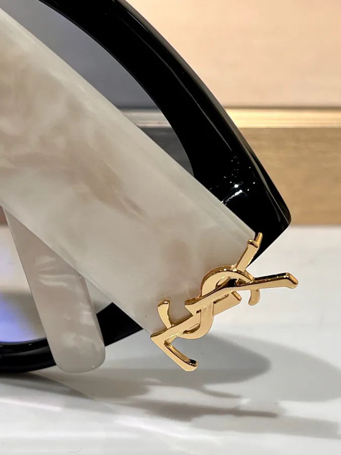 SAINT LAUREN SL M95 Bucket Bag
