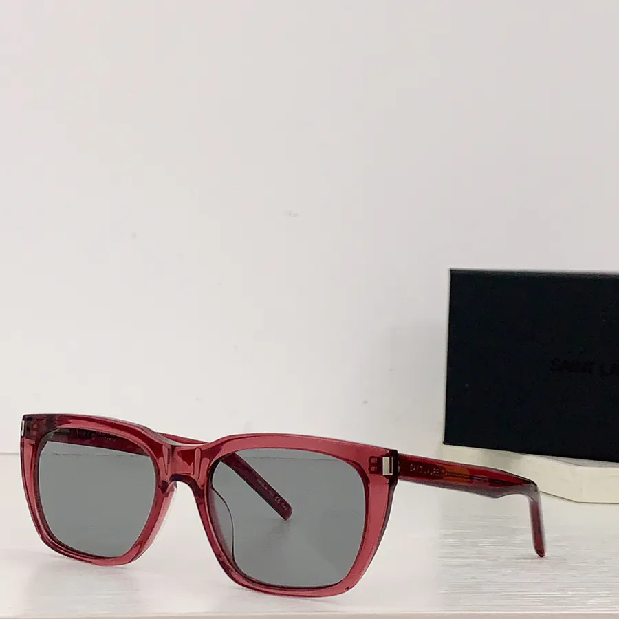 SAINT LAUREN SL598 Sleek and Modern Frame