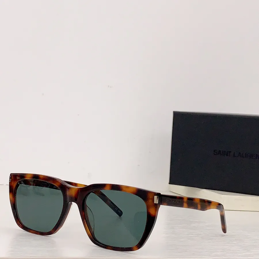 SAINT LAUREN SL598 Sleek and Modern Frame