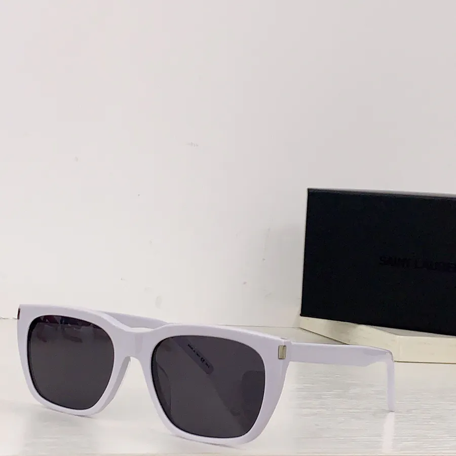 SAINT LAUREN SL598 Sleek and Modern Frame