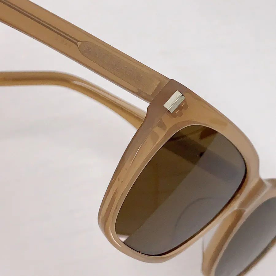 SAINT LAUREN SL598 Sleek and Modern Frame