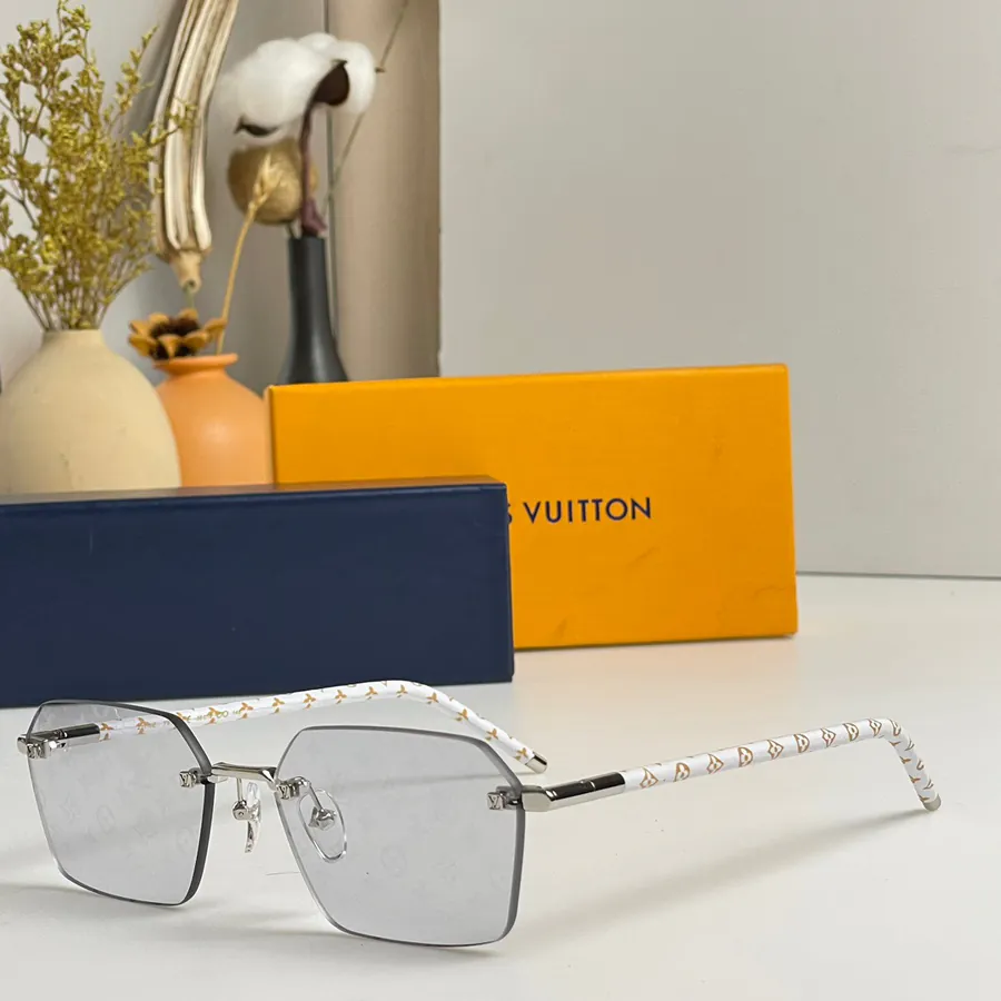 Louis Vuitton New Arrival Sleek Frameless Sunglasses