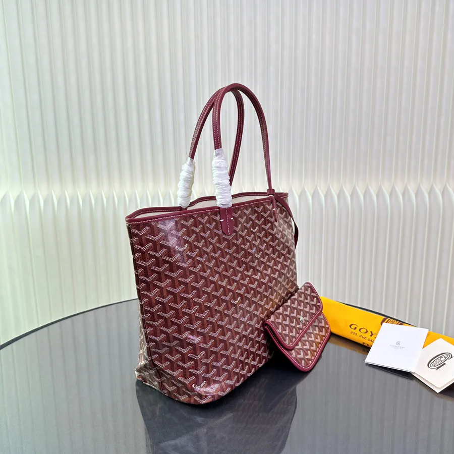 Saint Louis Tote Bag Minimalist Design with Grained Calfskin and Linen