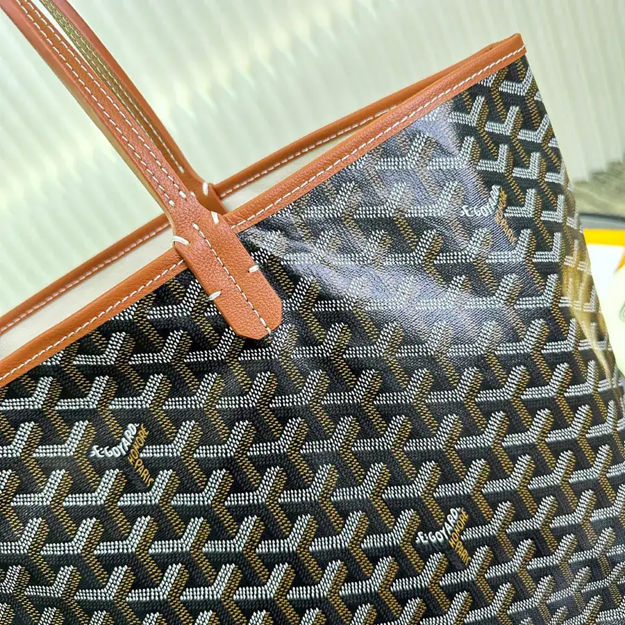 Saint Louis Tote Bag