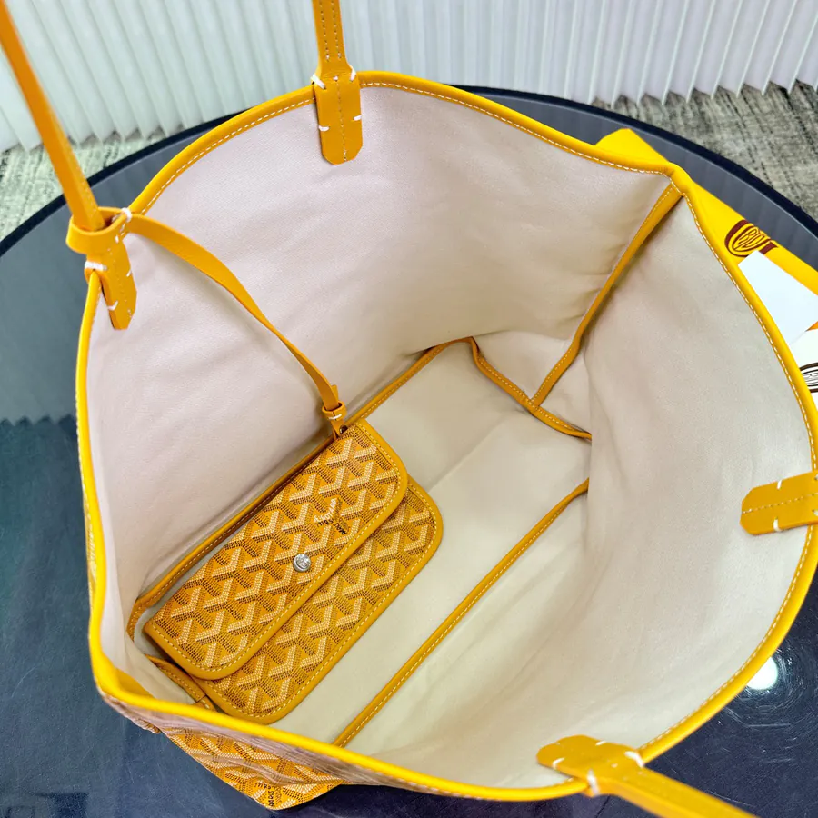 Saint Louis Tote Bag