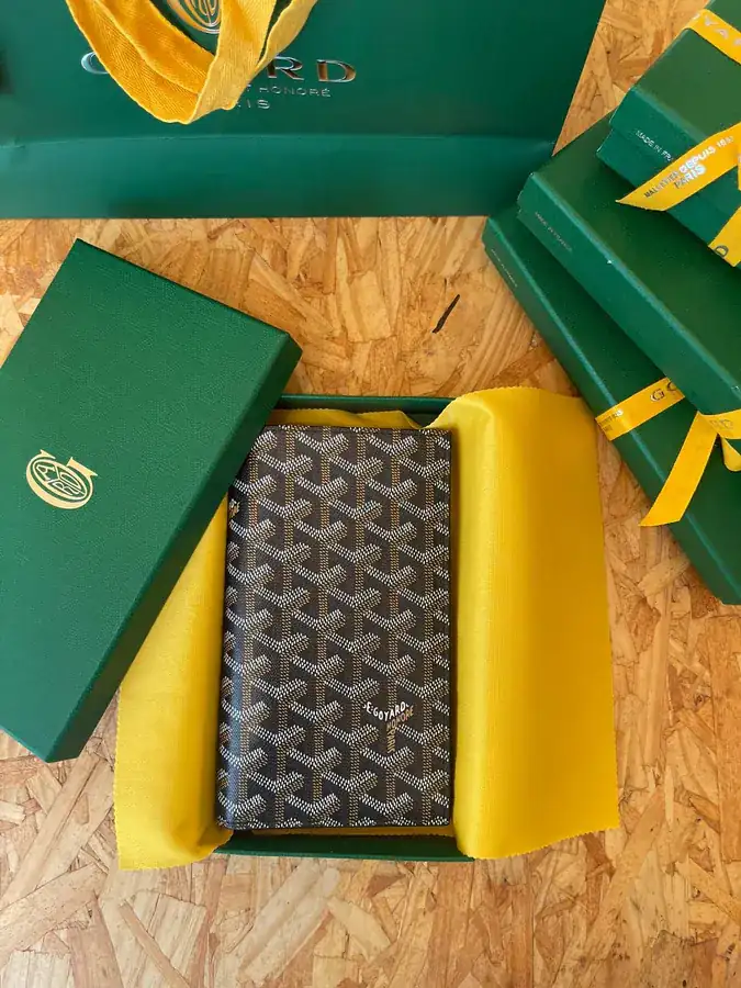 Goyard Multi Functional Wallet