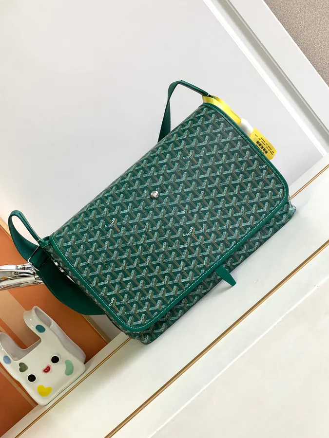 IEN Messenger Bag with A4 Capacity