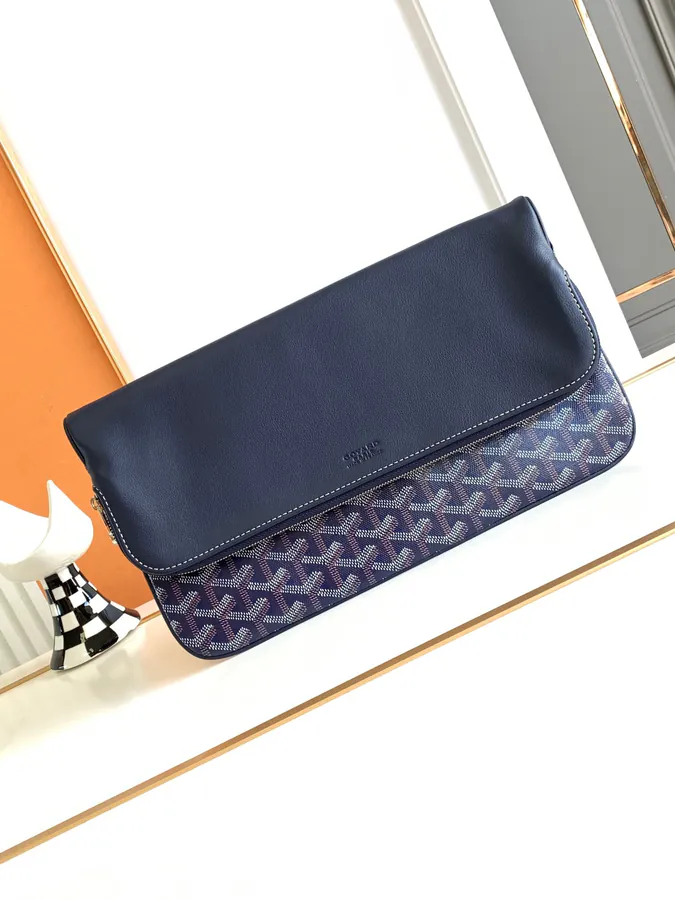 SAINTE MARIE Bucket Bag with Double Flap Design
