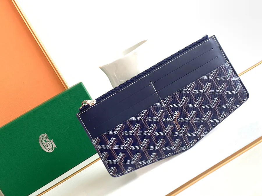 INSERT LOUISE Daily Companion Bag with Compact Design
