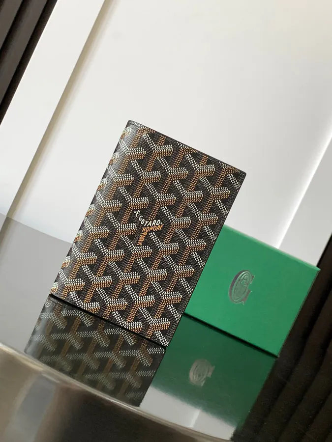 Grenelle Passport Holder Travel Essential