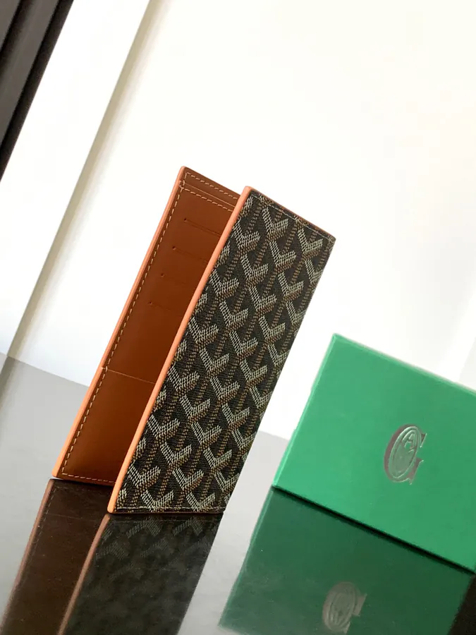 Grenelle Passport Holder Travel Essential