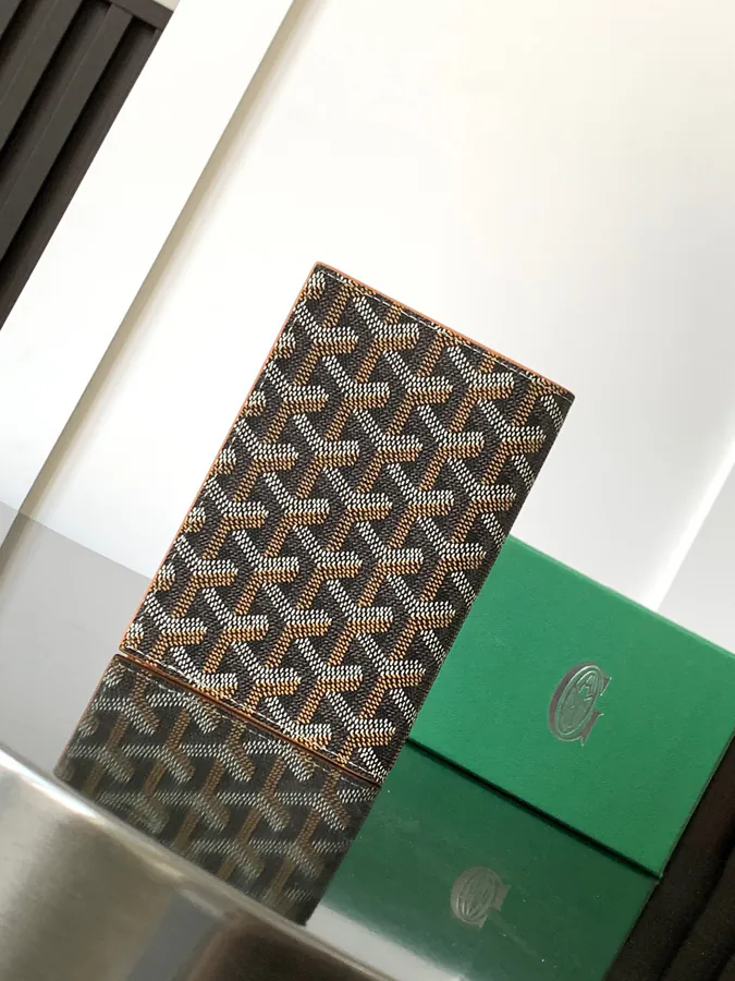 Grenelle Passport Holder Travel Essential