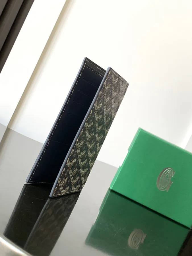 Grenelle Passport Holder Travel Essential