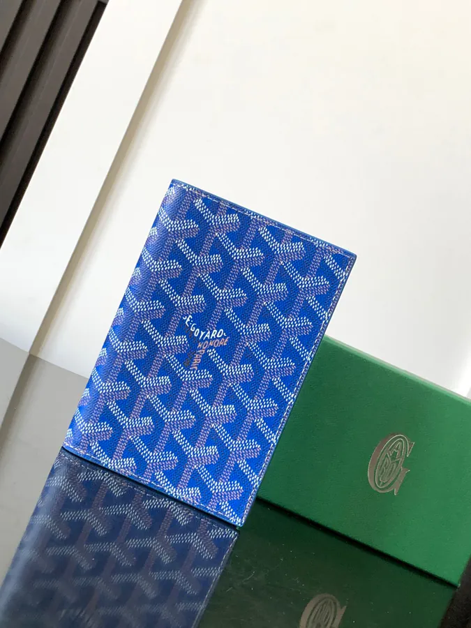 Grenelle Passport Holder Travel Essential