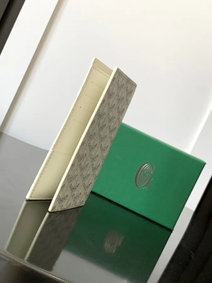 Grenelle Passport Holder Travel Essential