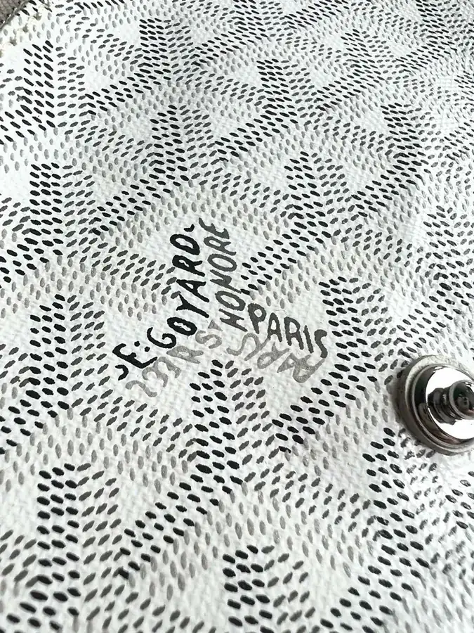 Goyard Envelope Bag Premium Italian Calfskin, Adjustable Strap, Daily Use